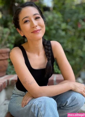 Mina Kimes [ mina-kimes ] - 🇺🇲 Are you licking or fucking me first 🙈👀  🇪🇦 ¿Me