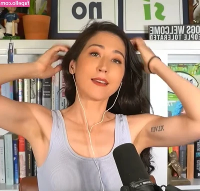 Mina Kimes [ mina-kimes ] - I love making shower vids! Shoot me a messege if you want to see me