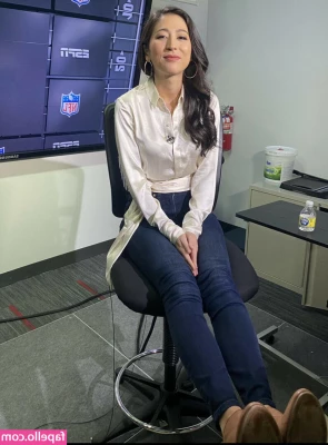 Mina Kimes [ mina-kimes ] - Did a little curly curl to my hair what do you think?