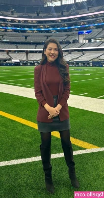 Mina Kimes [ mina-kimes ] - You see me dressed and you get a hard-on too