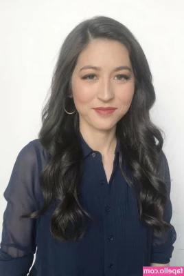 Mina Kimes [ mina-kimes ] - Imagine you’re on a hike and we cross paths…