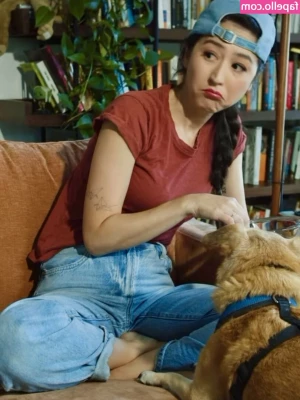 Mina Kimes [ mina-kimes ] - It s my level up day and I m just chilling  Care to buy a girl a