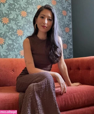 Mina Kimes [ mina-kimes ] - watch me snack on sum mcdonald’s and answer some of my most common