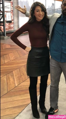 Mina Kimes [ mina-kimes ] - I look great today  don t I