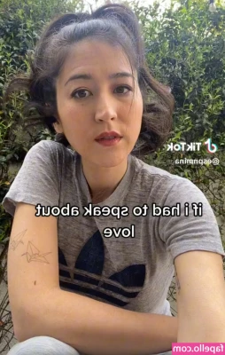 Mina Kimes [ mina-kimes ] - [VIDEO] cock tease ;)