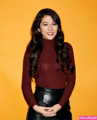 Mina Kimes [ mina-kimes ] - Te gusta lo qué ves    Tengo muchos cosplays en mente para recrear 
