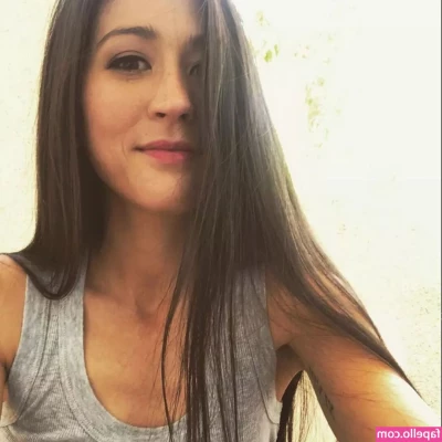 Mina Kimes [ mina-kimes ] - I love how I look in these pearls  what ya think