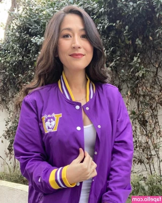 Mina Kimes [ mina-kimes ] - Have a good night x  boobs