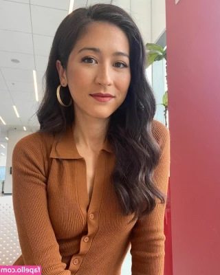 Mina Kimes [ mina-kimes ] - <i can="" finally="" do="" the="" backing="" livestream="" and=""