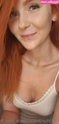 little_bee_free [ little-bee-free ] - Give your pussy fairy a kiss