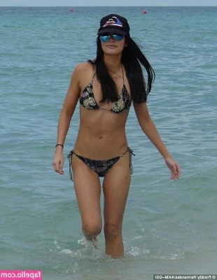 Katie Le [ katie-le ] - https onlyfans com 1263666733 barbimet