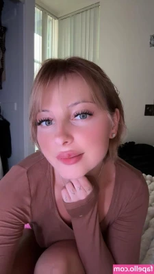 mollyxmoore [ mollyxmoore-1 ] - What a pathetic Life you re living  Let me make it better