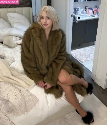 sweetkittyrose - Working that dick 🤪