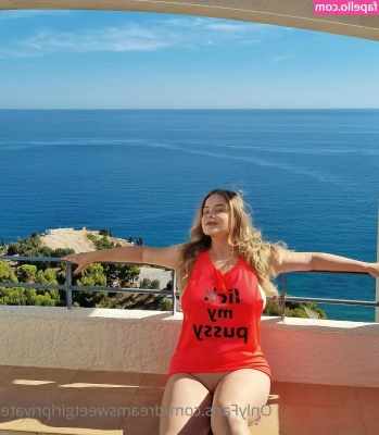 dreamsweetgirl - More feeeeeeets and butt part 1