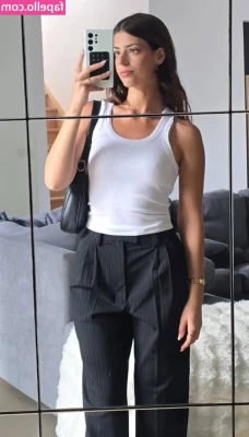 Develique - No panties