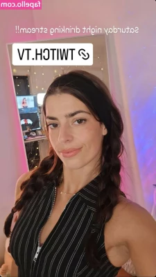 Develique - I want you to play with my feet after a long day of wearing heels at