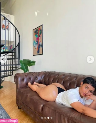 amberthickk - i love my boobs not pierced😈😈😈😈 wanna grab them ?