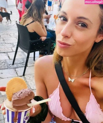 Cheryl Scott [ cheryl-scott ] - You all loved the dancing video so much I sent out last week! Good