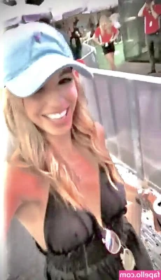 Cheryl Scott [ cheryl-scott ] - Sweet Dreams!! Stay tuned the videos are cumin !!!!  💋