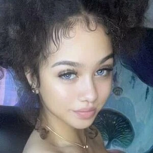zoebae7