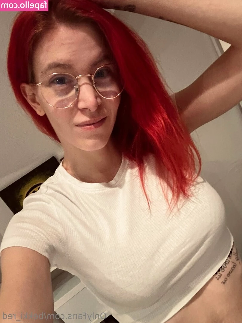 bekki_red [ bekki-red ] - Are you pre-gaming right now or taking a disco nap