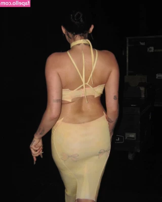 Noah Cyrus [ noah-cyrus ] - It s Hump Day