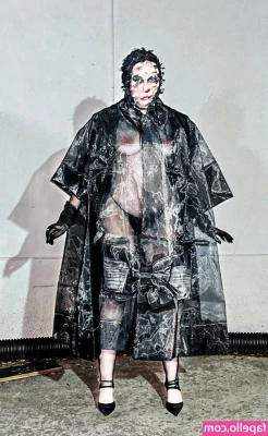 Noah Cyrus [ noah-cyrus ] - Fuck me like this daddy? 🥺
