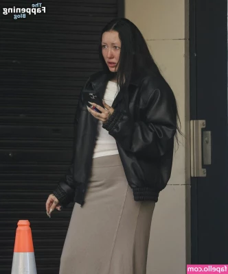 Noah Cyrus [ noah-cyrus ] - MY HOT STREPTEASE
