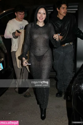 Noah Cyrus [ noah-cyrus ] - My new fav leggings😜 They shall never leave the house tho