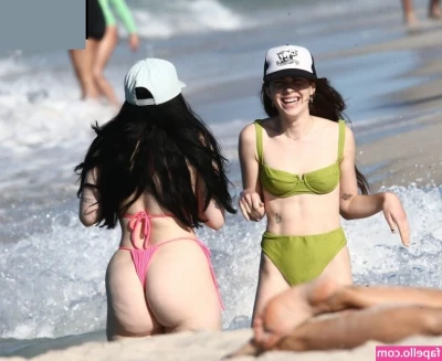 Noah Cyrus [ noah-cyrus ] - I m waiting for you to eat my pussy