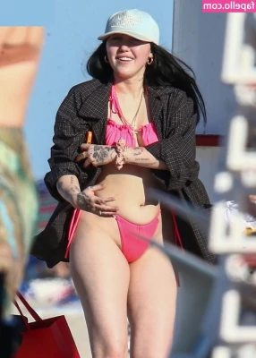 Noah Cyrus [ noah-cyrus ] - Dick rate