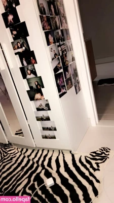 Noah Cyrus [ noah-cyrus ] - Is my arch good enough or wanna help me practice it? 😈😇