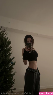 nadya.yereminn [ nadya-yereminn ] - What else am I going to do while I have hair dye and a bag on my head