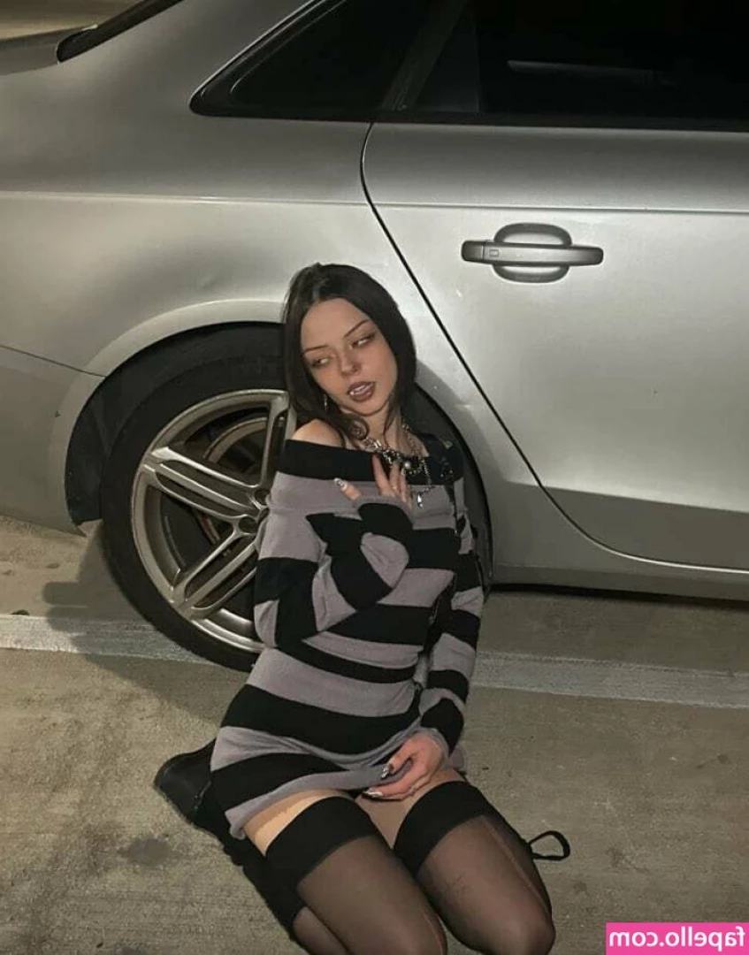 nadya.yereminn [ nadya-yereminn ] - Have you ever fucked on the floor?😋