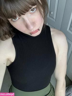 Mewnii [ mewnii-1 ] - Happy Friday!!!!! ❣️