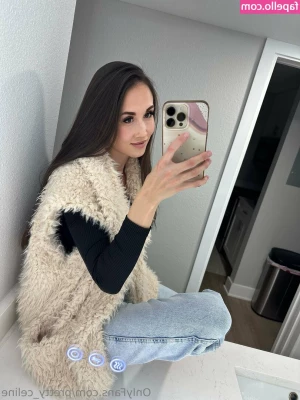 pretty_celine [ pretty-celine ] - You still online babe?😘