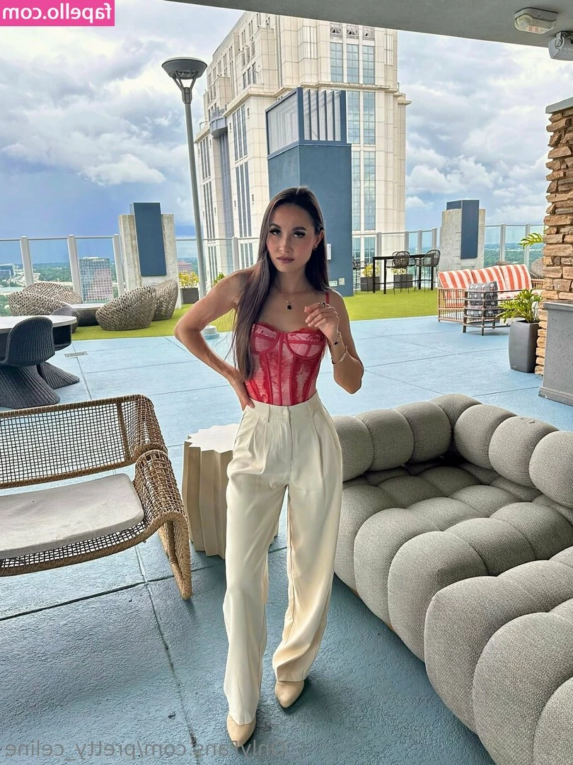 pretty_celine [ pretty-celine ] - Free subscription   nika_four_peachHot beauty  nika_four_peach is all
