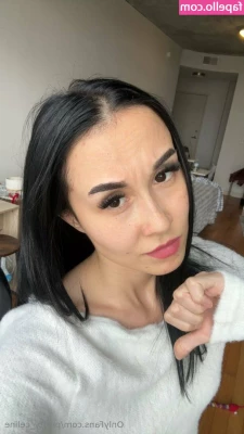 pretty_celine [ pretty-celine ] - tell me this set is not sexy as hell