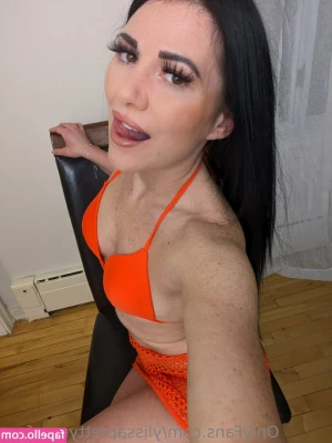 ylissaprettyman - Clean version bleu hair