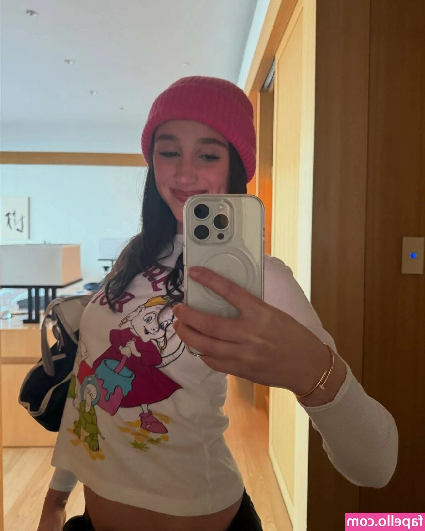 Kylie Rubin [ kylie-rubin ] - 1... 2... 3... Open up your eyes for this surprise! 👀😈