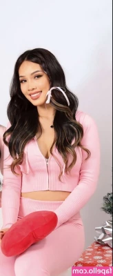 Axnuwin - Do you think pink suits me? 😇😈
