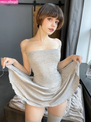 tenletters [ tenletters-2 ] - If youre into thigh highs and heels….. well then…. You’ll