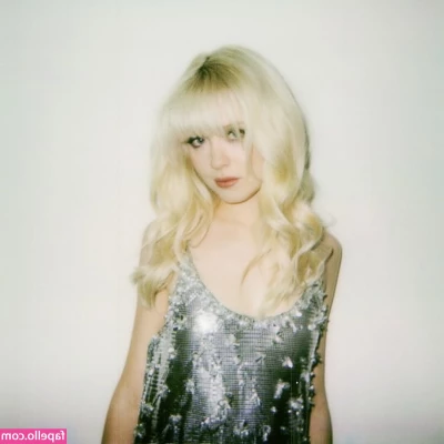 Maisie Peters [ maisie-peters ] - Thank you for being my biggest cheerleader and celebrating my