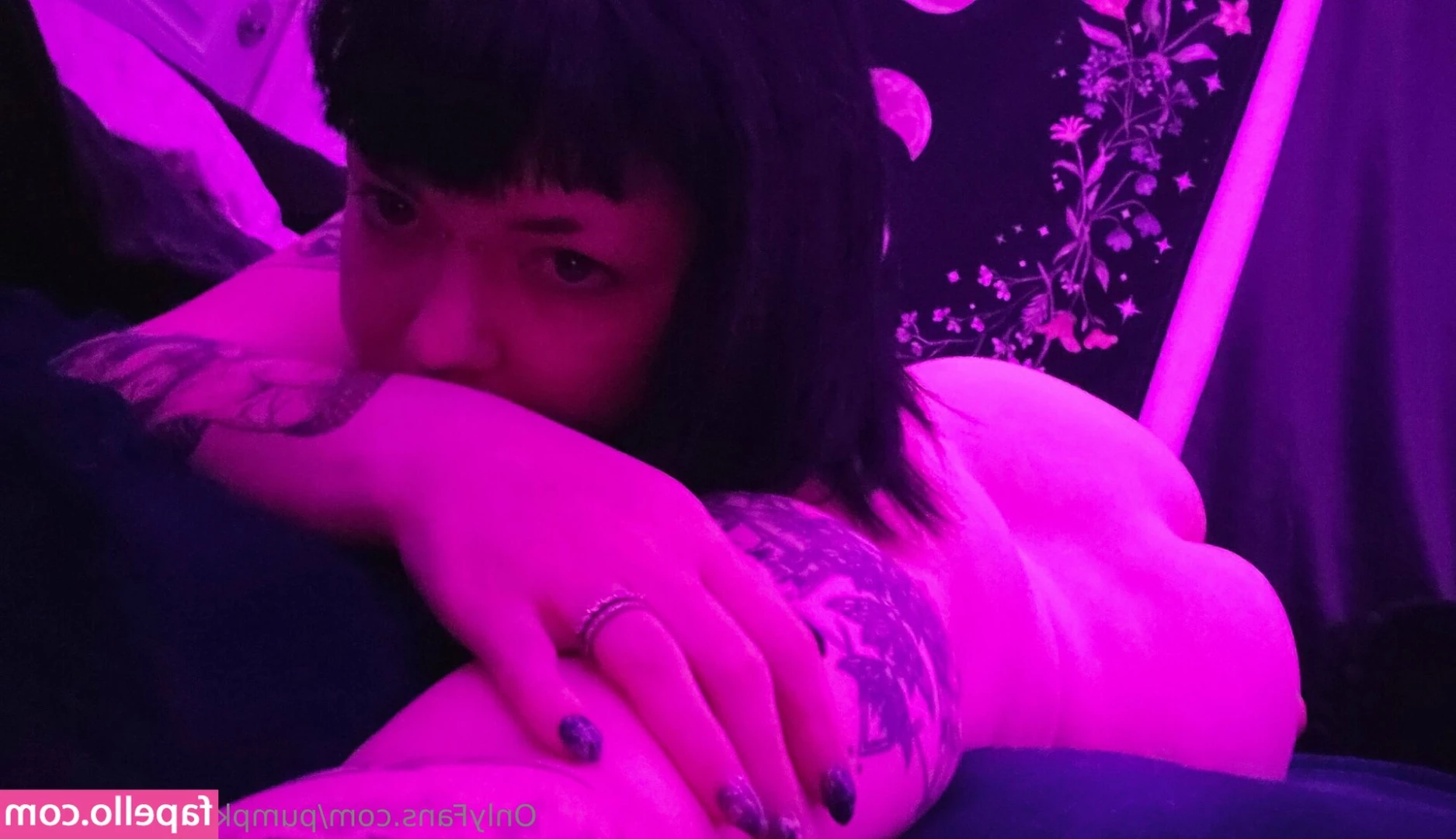 pumpkinprincess555 - would you lick me? 🥵