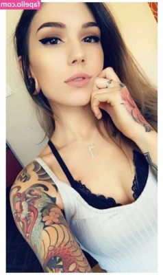 Pterodactylsftw - I always rub lotion on my feet on filming day! Gotta keep them soft!