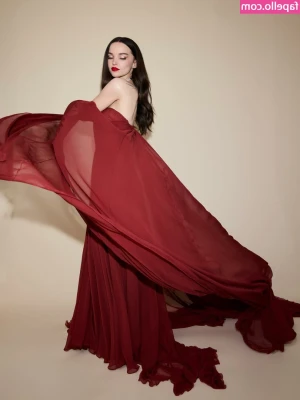 Dove Cameron [ dove-cameron-1 ] - Do you like the view from below? 😈