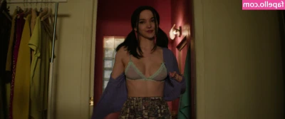 Dove Cameron [ dove-cameron-1 ] - Big dildos and this fuck machine go together so well