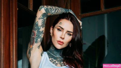 Cande Tinelli [ cande-tinelli ] - BTS of this mornings Sunrise photoshoot
