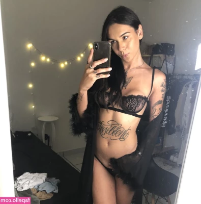 bruninhatgirl [ bruninhatgirl-1 ] - Vote for what you wanna see next