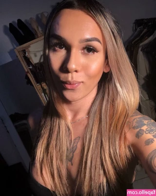 bruninhatgirl [ bruninhatgirl-1 ] - nbsp LucyAlexandra nbsp AND FAYE TAYLOR NAUGHTY NEIGHBOUR JOI nbsp -
